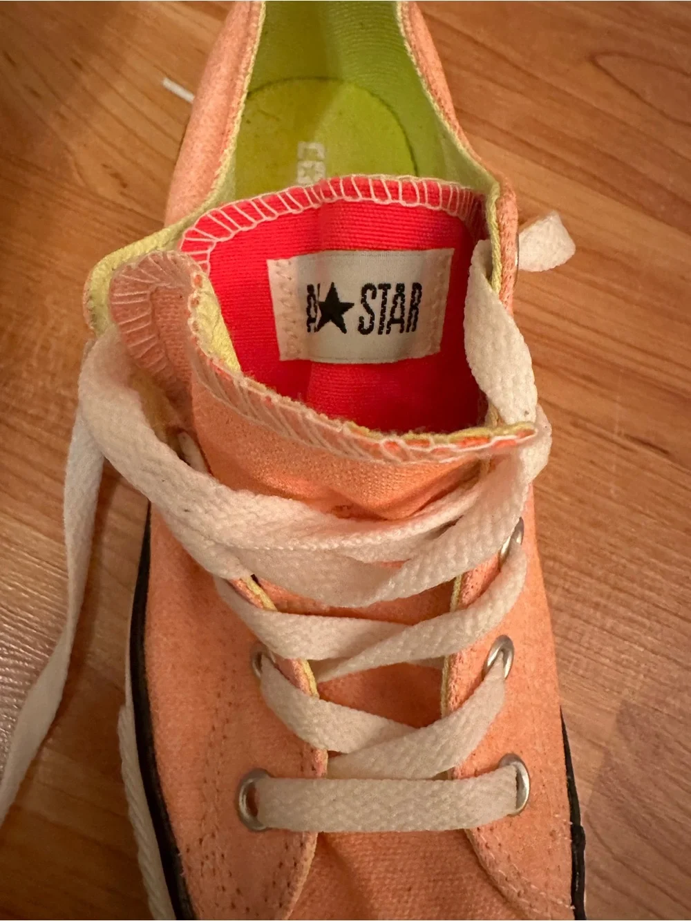 Converse Peach Orange Low-Top, double tongue, size kids 2